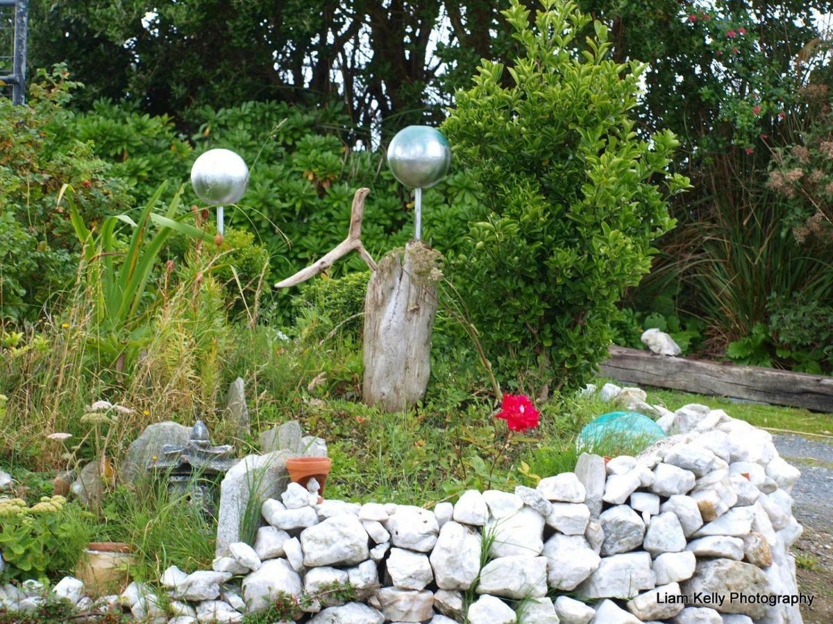Lakefield Gallery Keel  Bagian luar foto